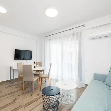 морска къща селин Apartment Ofrínion